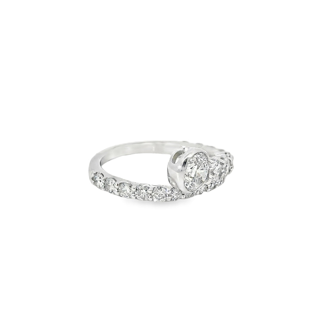 14K White Gold Graduated Diamond Crossover Fashion Ring