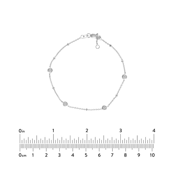 bracelet with ruler to determine the size