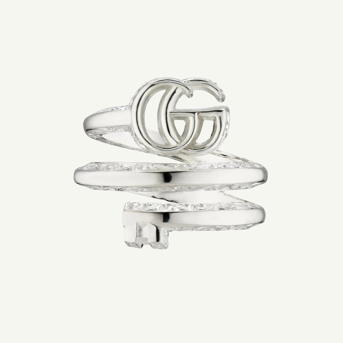 Sterling silver polished band ring.