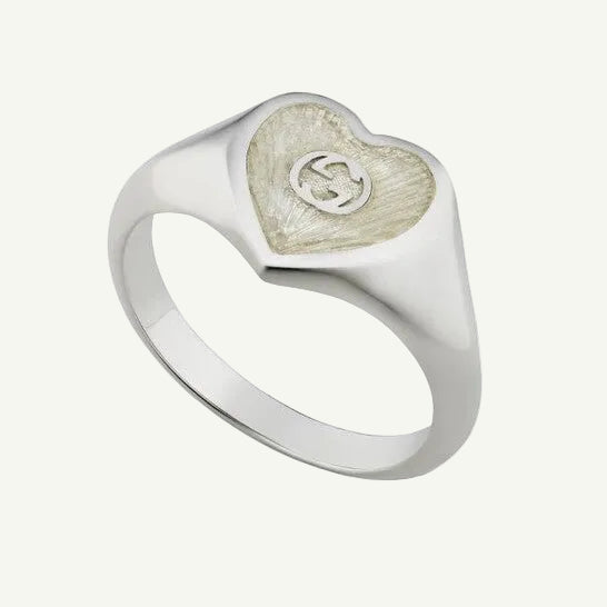 Sterling silver interlocking G heart enamel signet ring.